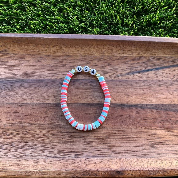Accessories - Cute USA 4th of July Beaded Bracelet